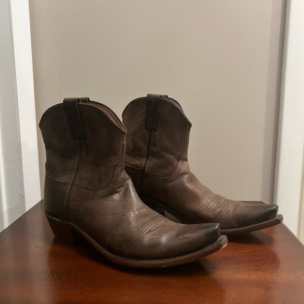LUCCHESE Women’s Boots
